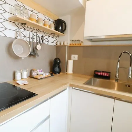 Seaside Nest - Monolocale A Pochi Passi Dalle Spiagge Apartment Vallecrosia