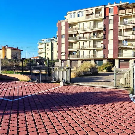 Seaside Nest - Monolocale A Pochi Passi Dalle Spiagge Vallecrosia